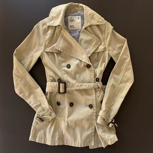 American Eagle Lightweight Trench Coat